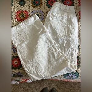 UNIQLO LINEN TUCKED TROUSERS